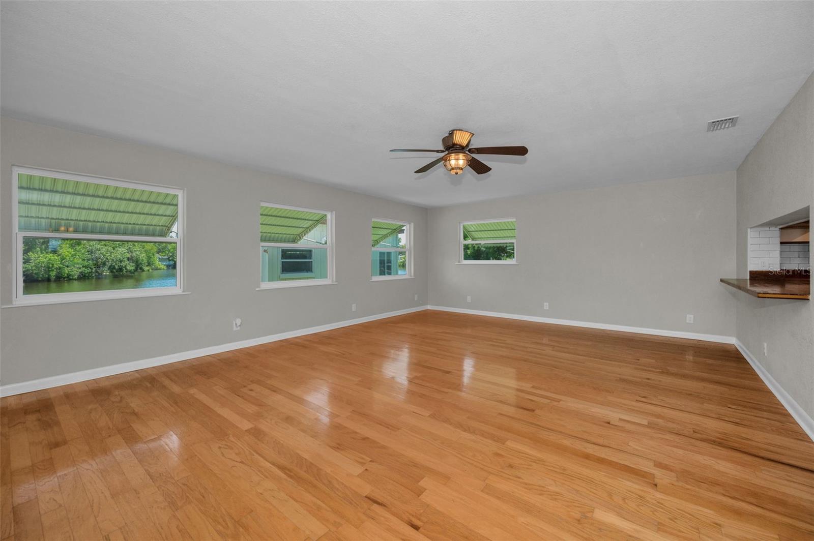 Image 18 of 52 For 5260 96th Terrace N
