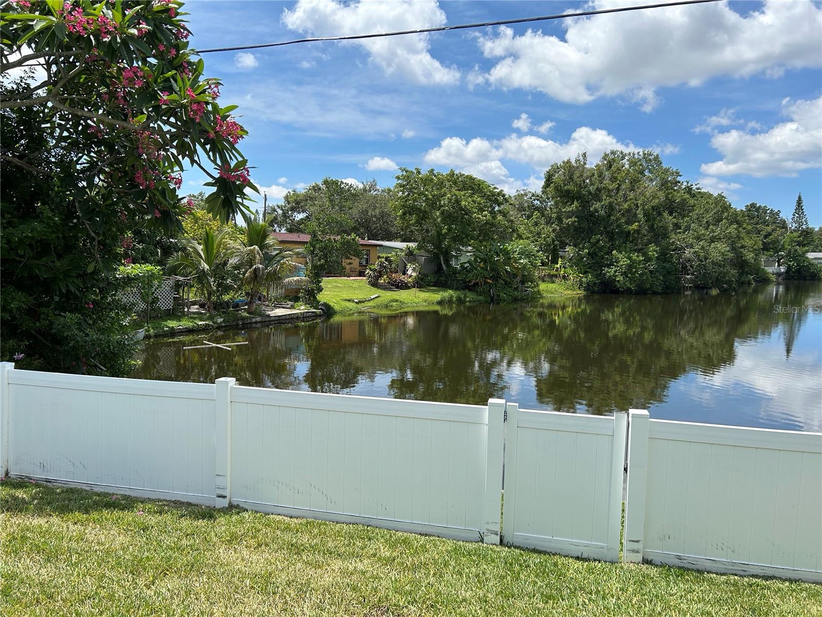 Image 3 of 4 For 5260 96th Terrace N