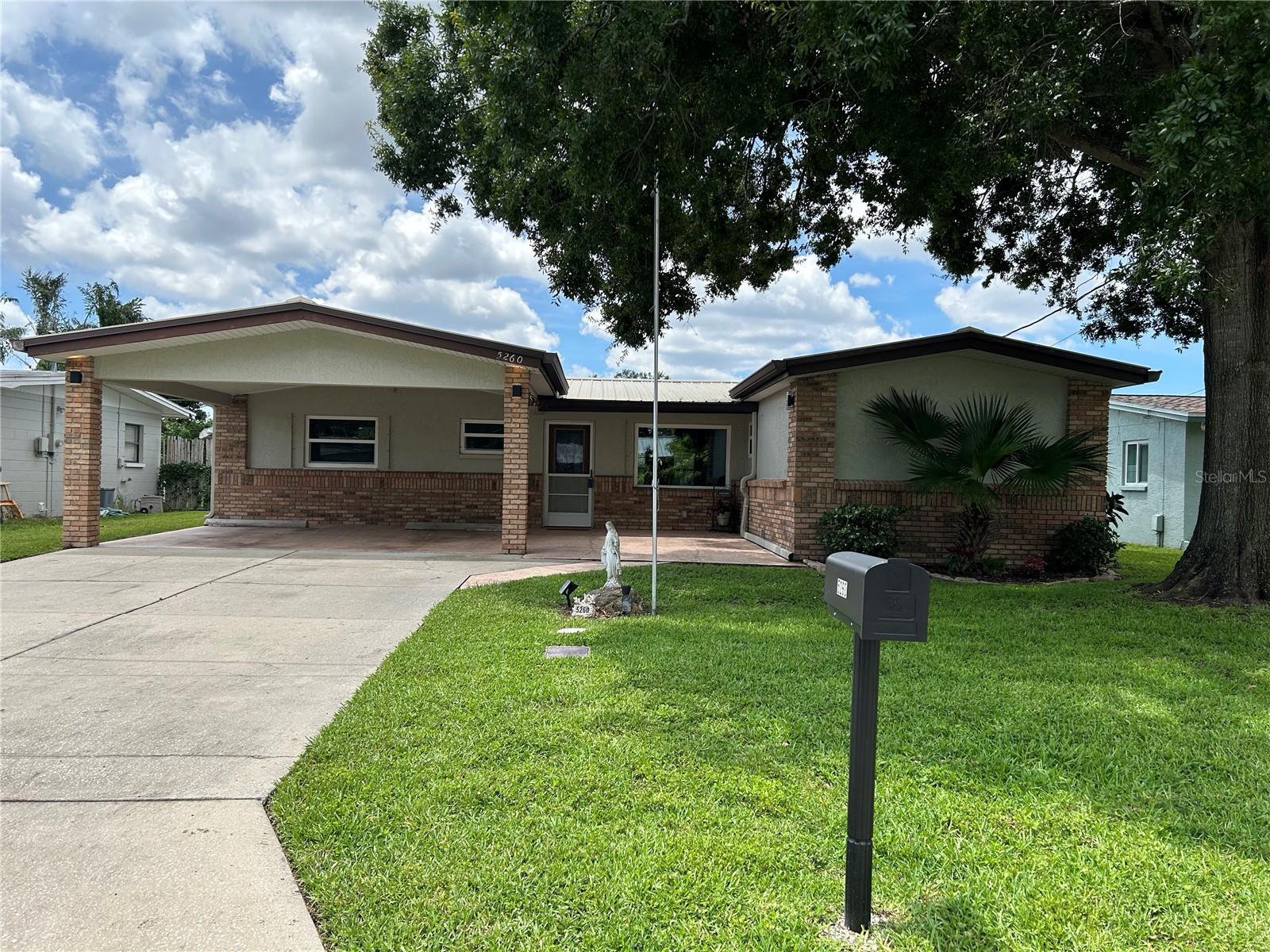 Image 4 of 4 For 5260 96th Terrace N