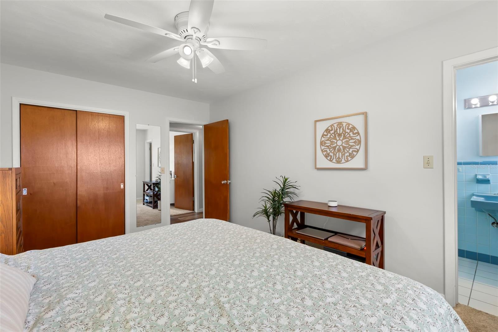Image 33 of 43 For 2077 Magnolia Drive