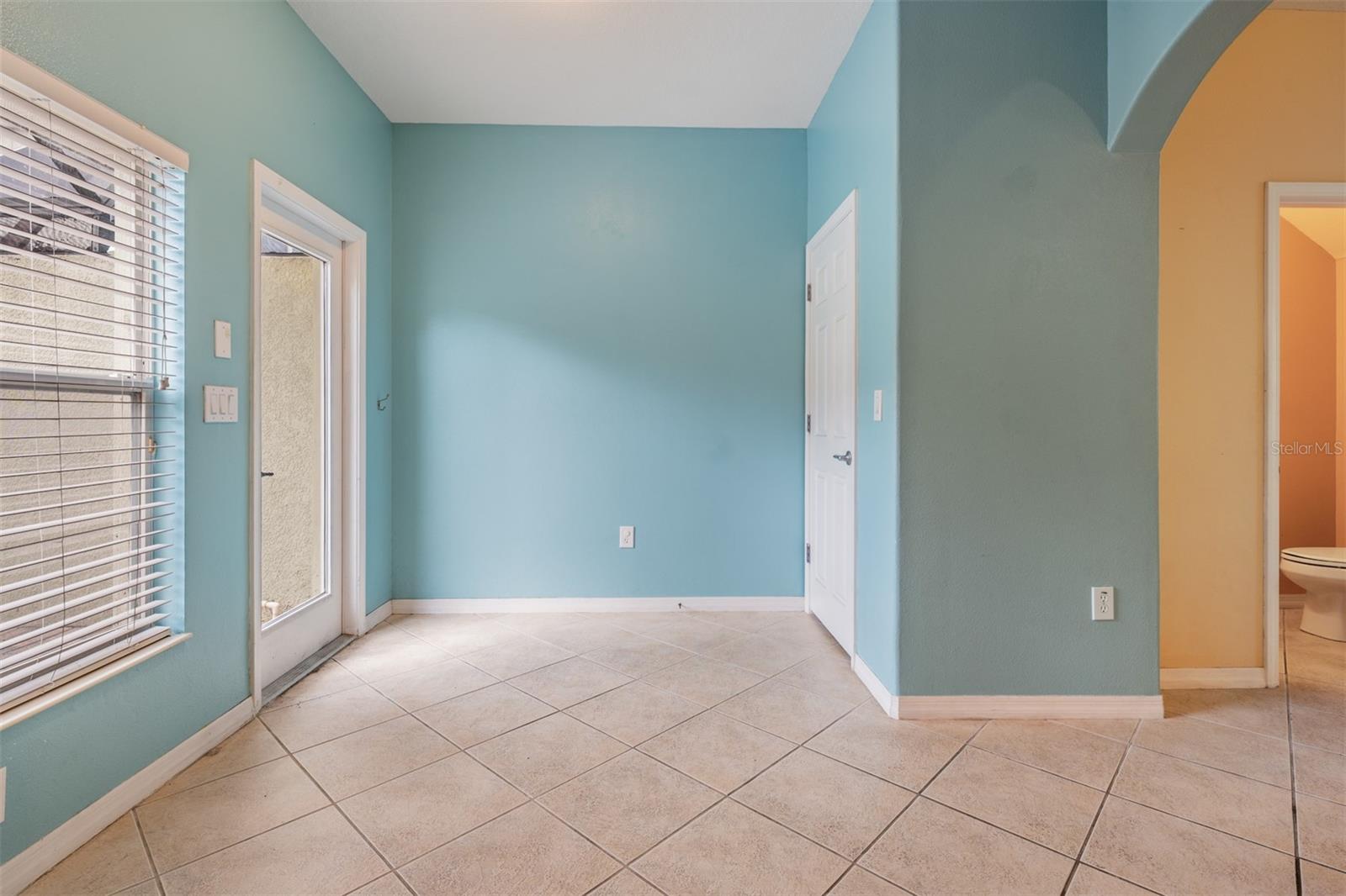 Image 17 of 52 For 14167 Stilton Street