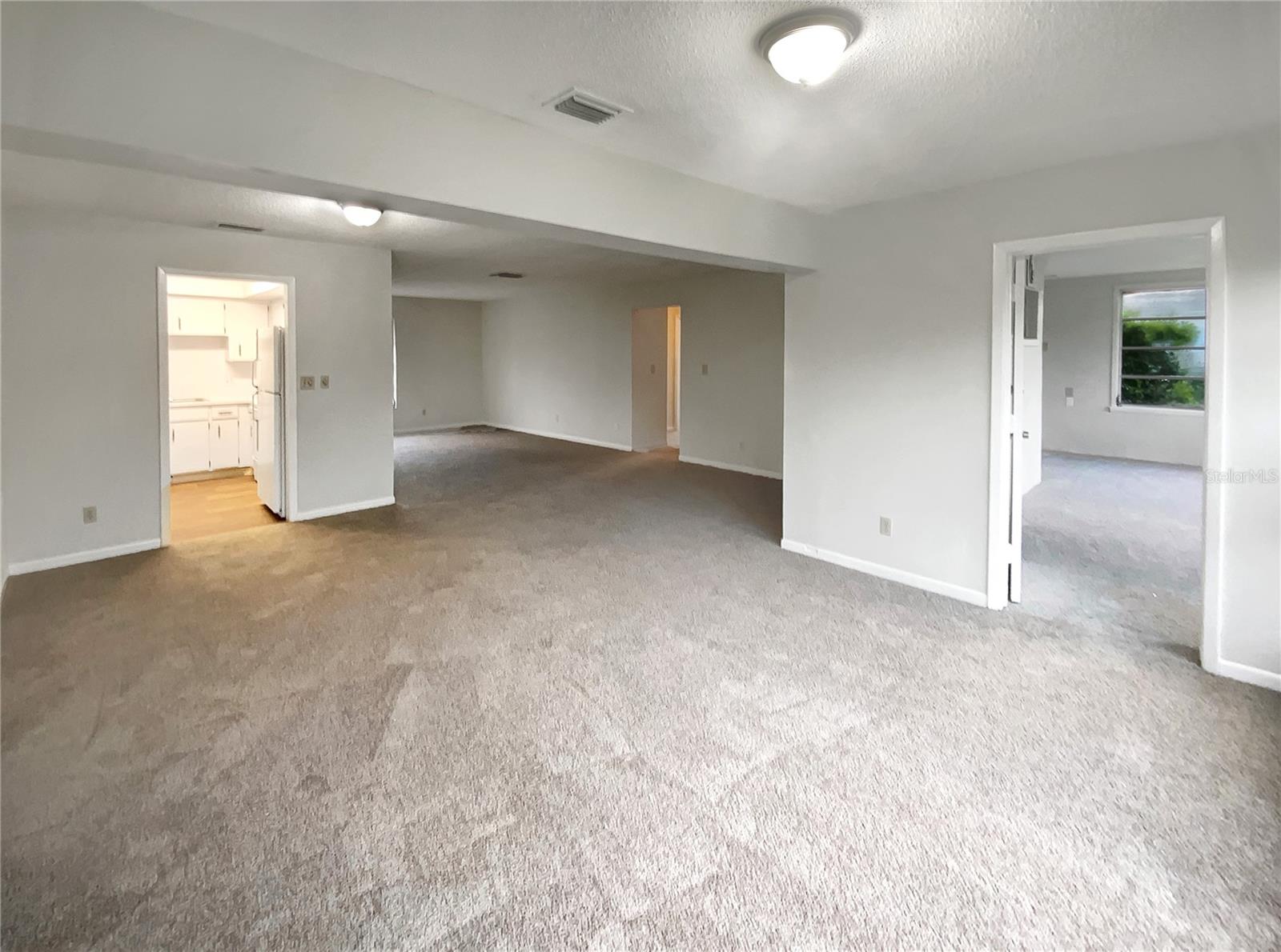 Image 14 of 27 For 8434 Brentwood Road 0