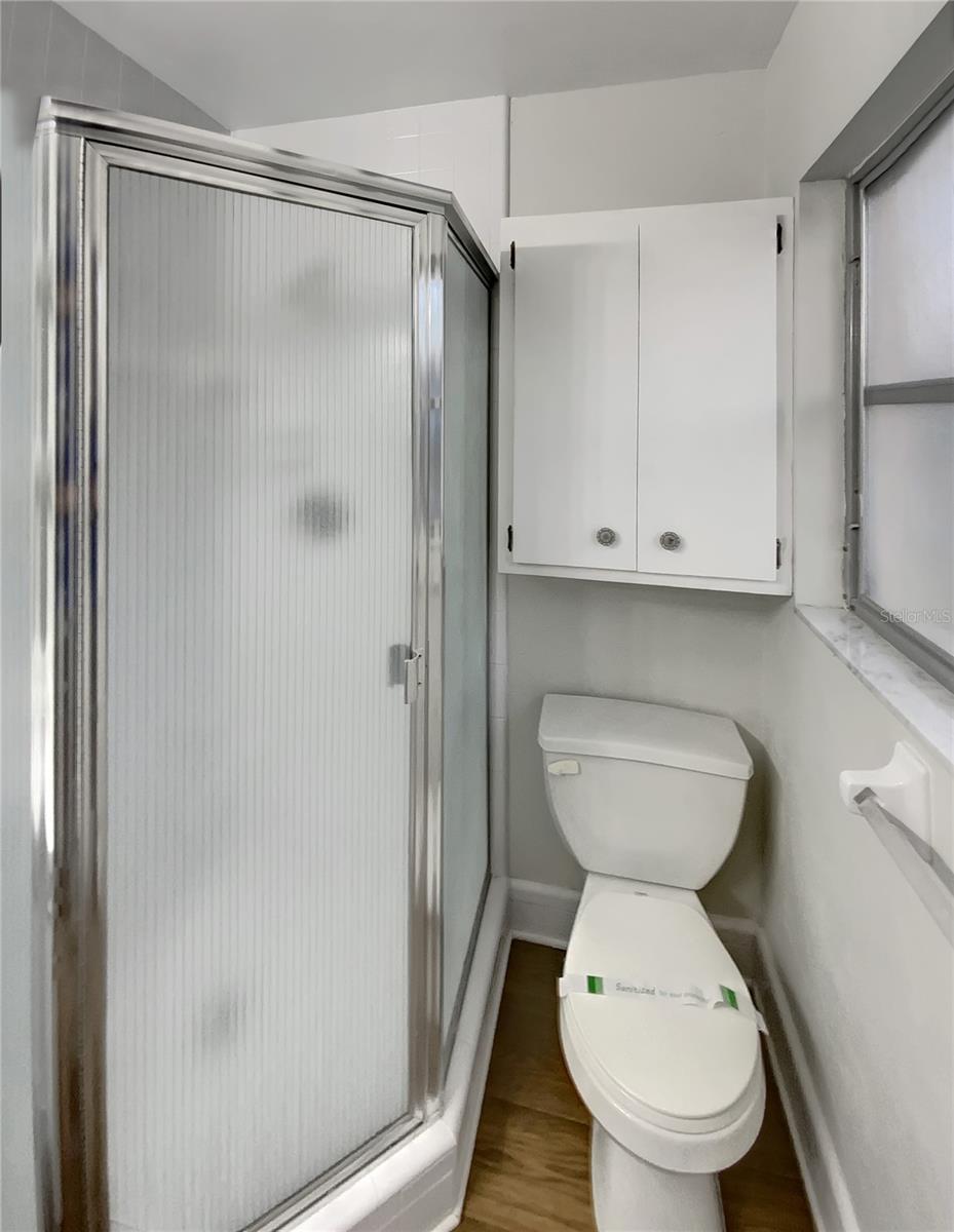 Image 21 of 27 For 8434 Brentwood Road 0