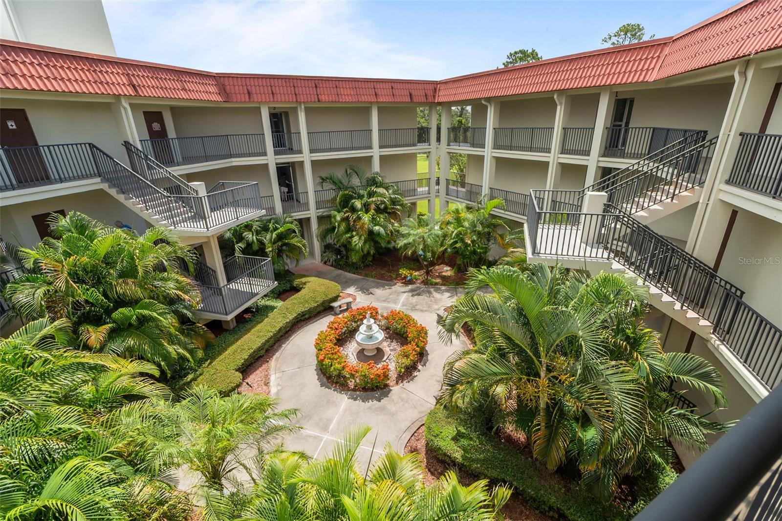 Image 2 of 25 For 2700 Bayshore Boulevard 2312