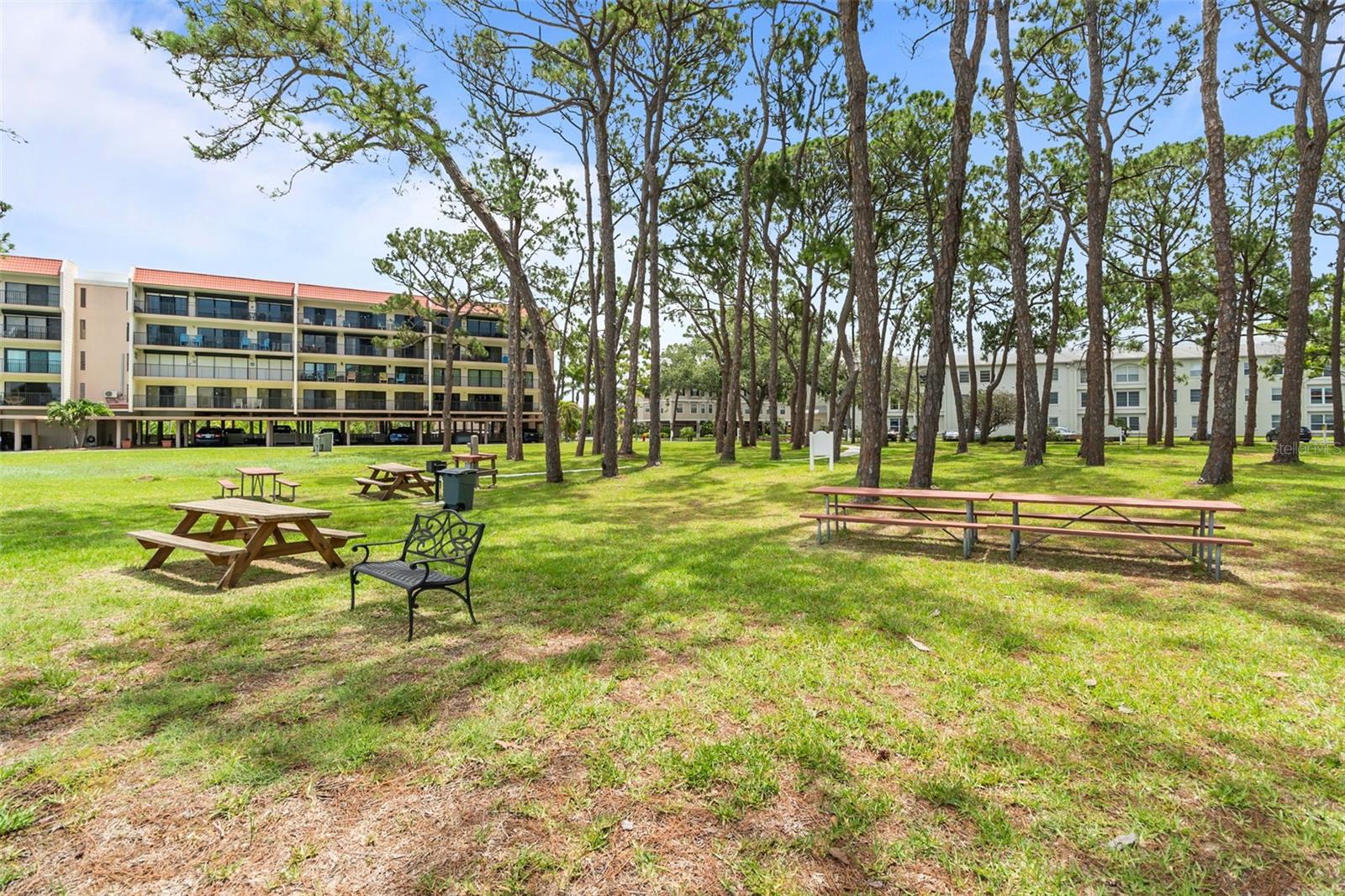 Image 20 of 25 For 2700 Bayshore Boulevard 2312