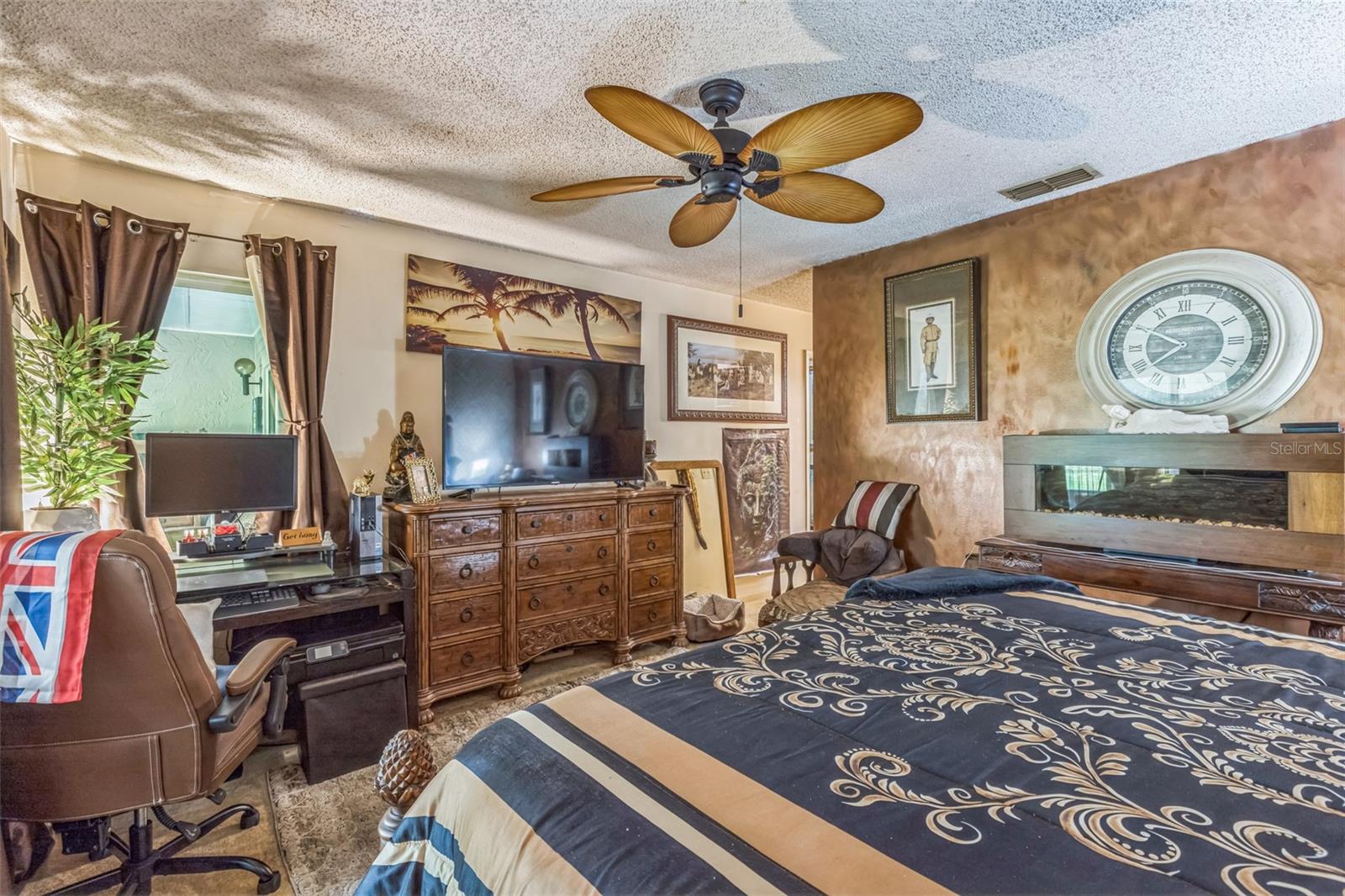 Image 21 of 34 For 5225 Imperial Lakes Boulevard 9