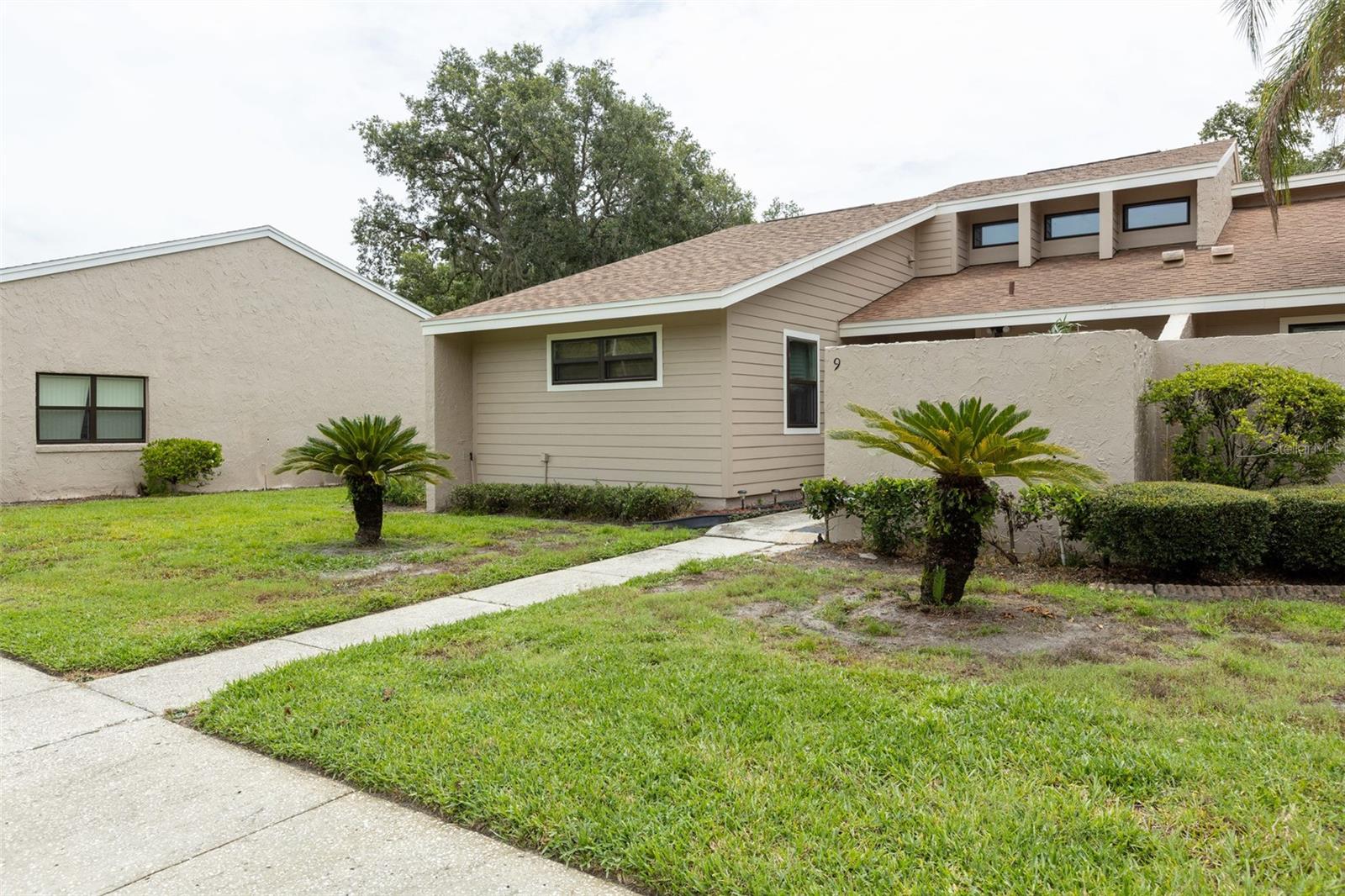Image 3 of 34 For 5225 Imperial Lakes Boulevard 9