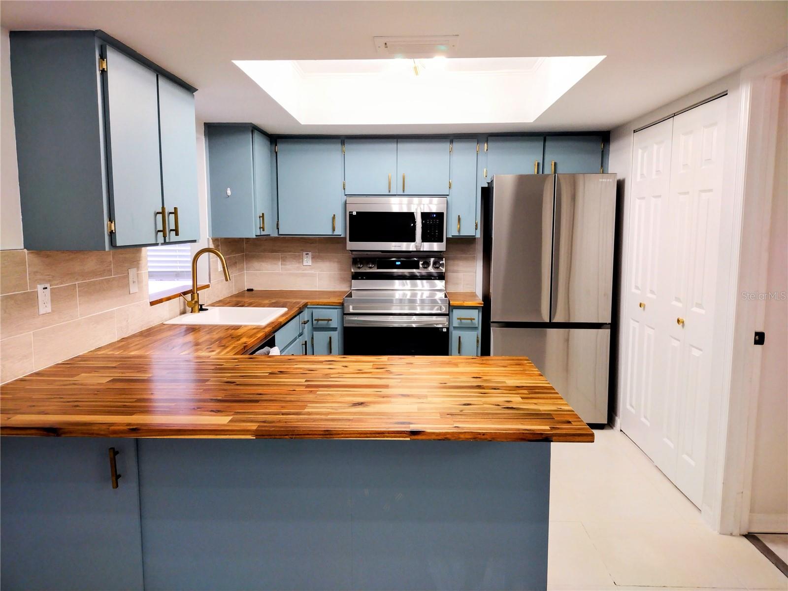 Image 11 of 70 For 1326 Idlewood Drive