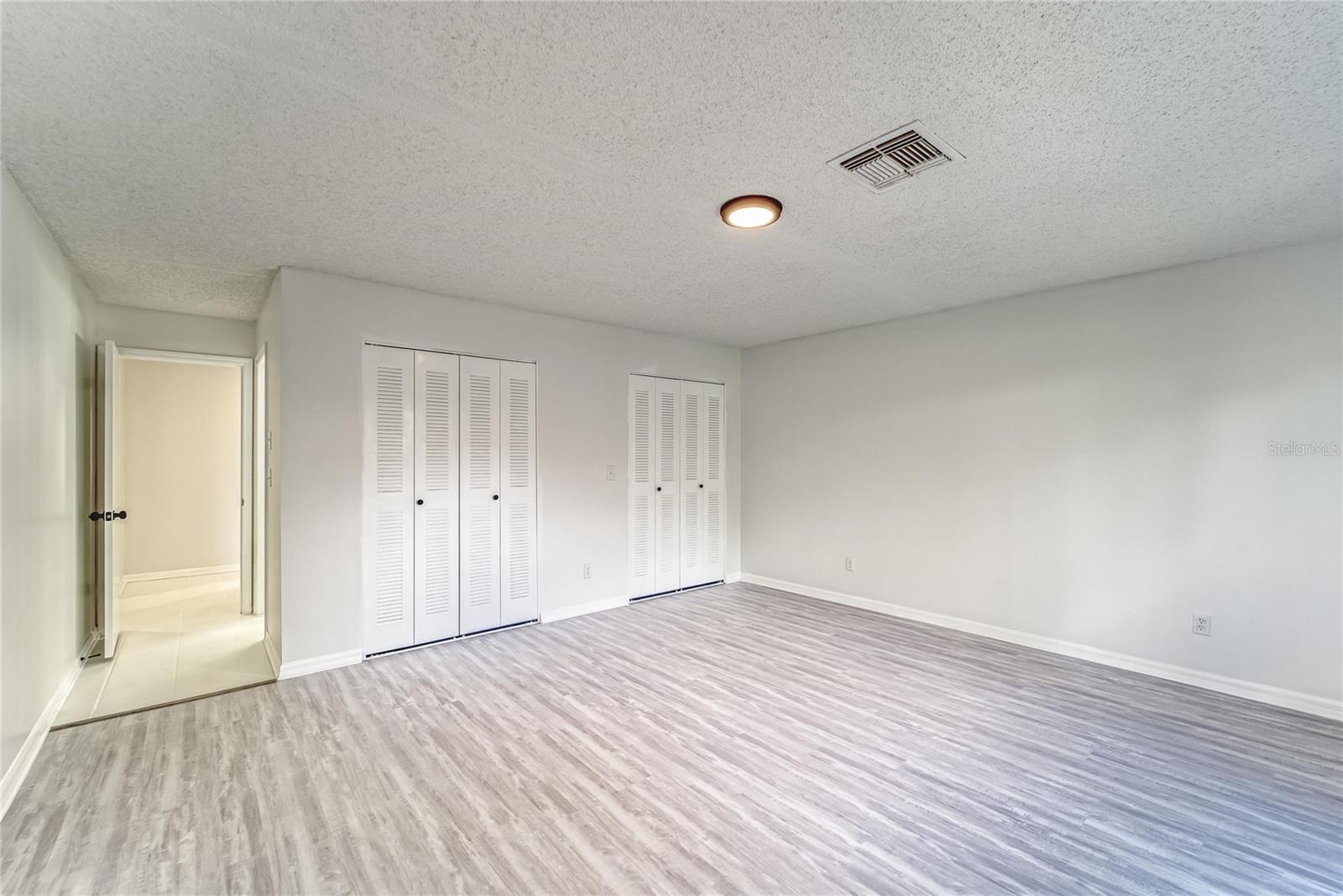 Image 17 of 70 For 1326 Idlewood Drive