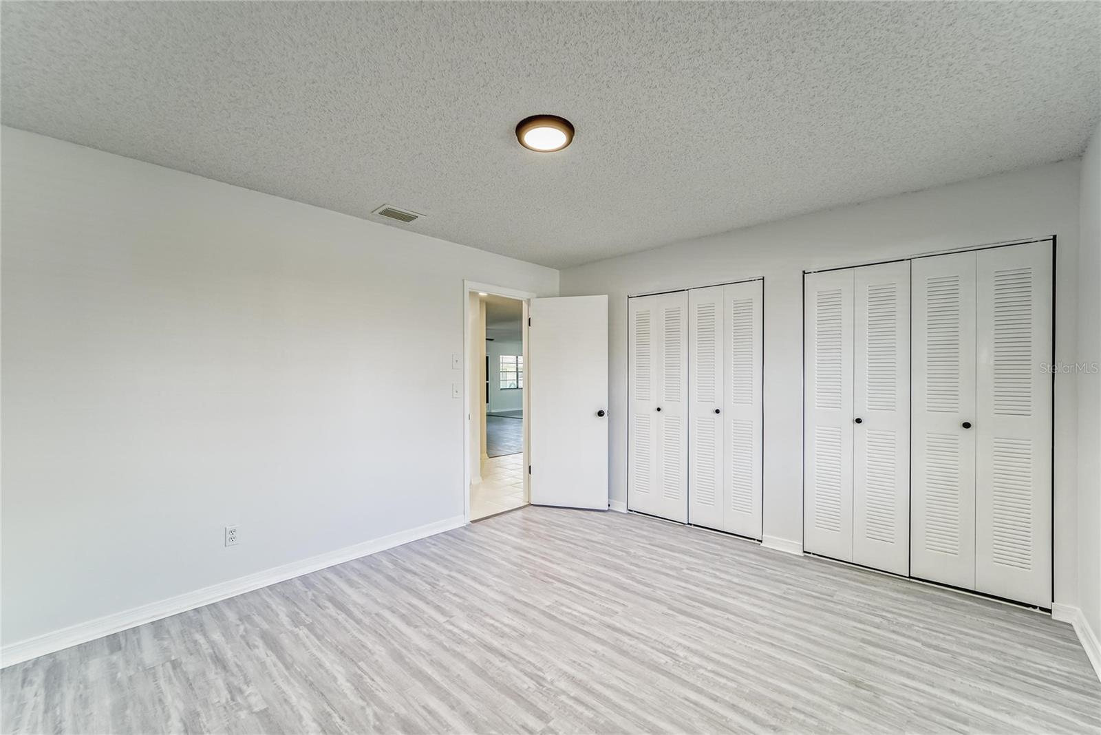 Image 25 of 70 For 1326 Idlewood Drive