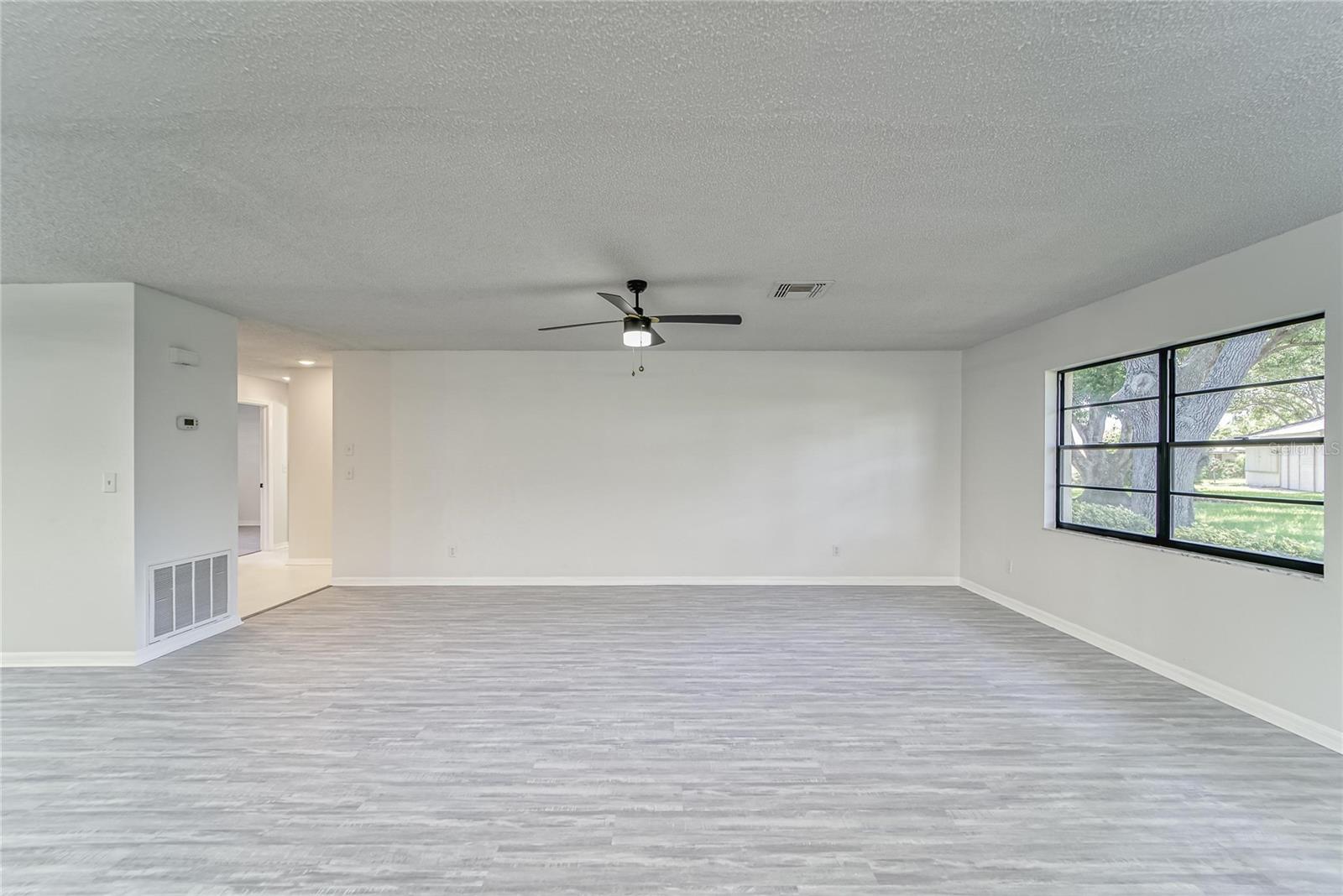 Image 29 of 70 For 1326 Idlewood Drive