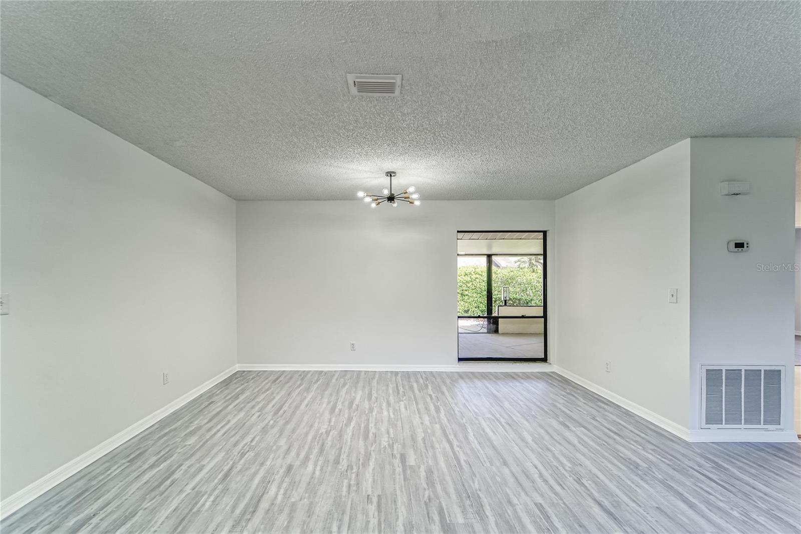 Image 31 of 70 For 1326 Idlewood Drive