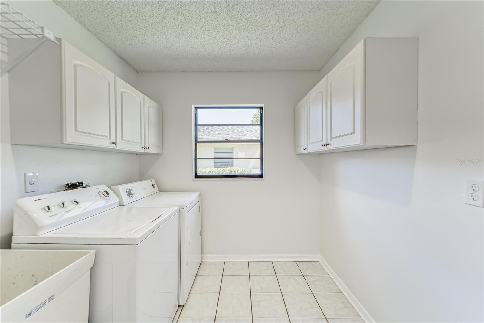 Image 33 of 70 For 1326 Idlewood Drive