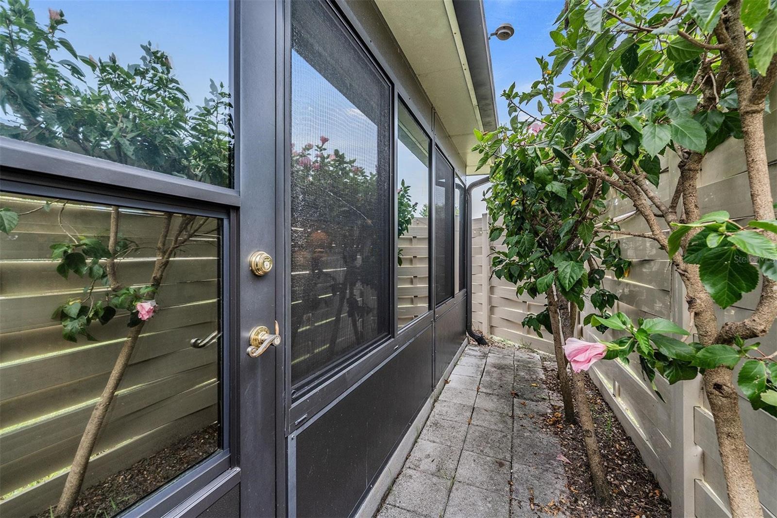 Image 21 of 29 For 2638 Cedar View Court A