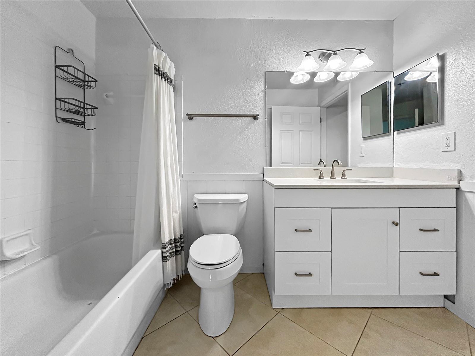 Image 12 of 21 For 8517 Sea Harbour Lane 103