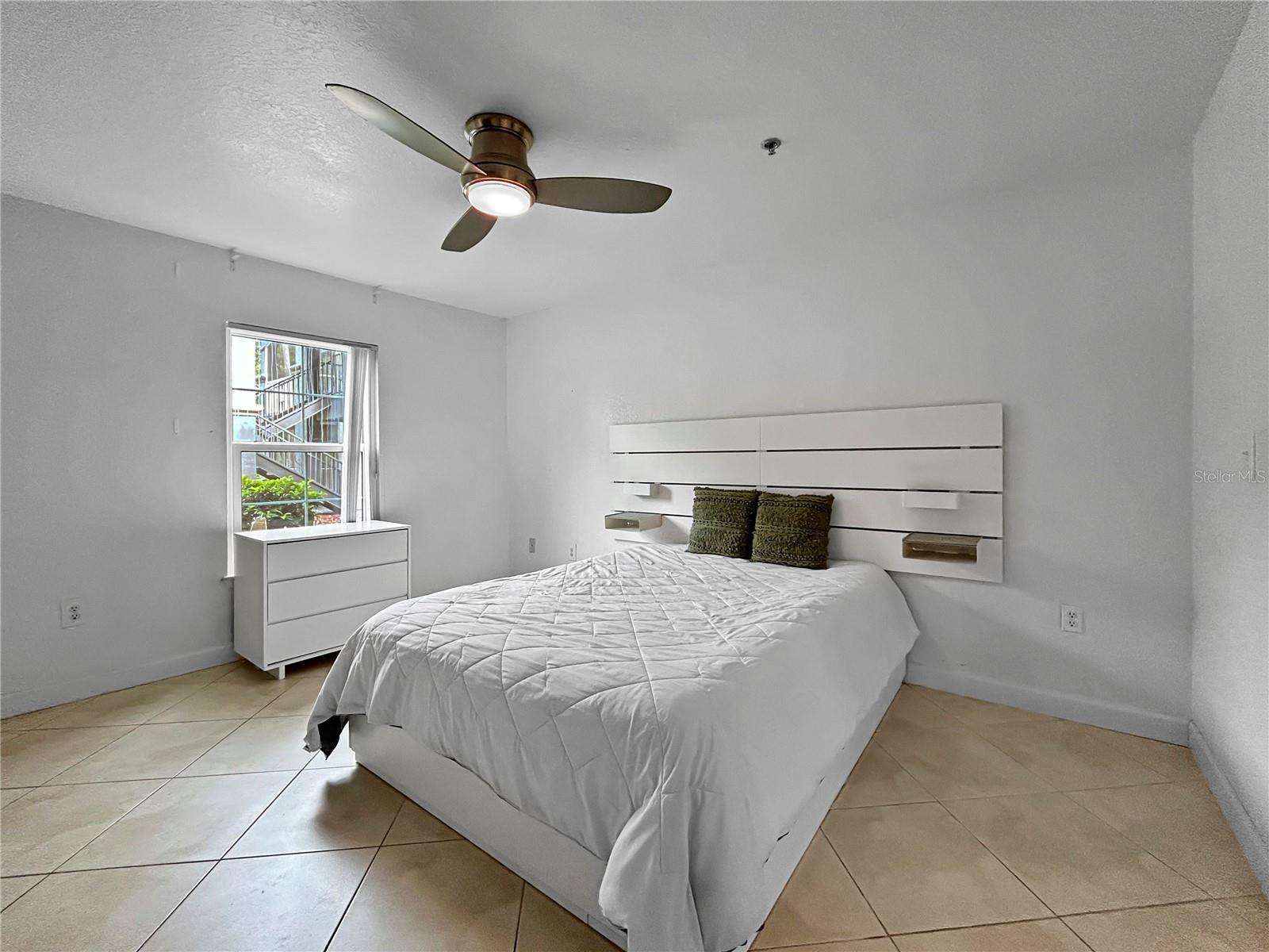 Image 14 of 21 For 8517 Sea Harbour Lane 103