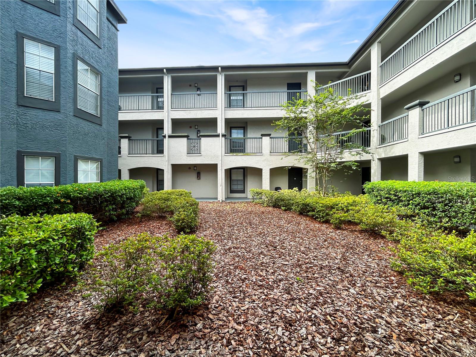 Image 19 of 21 For 8517 Sea Harbour Lane 103
