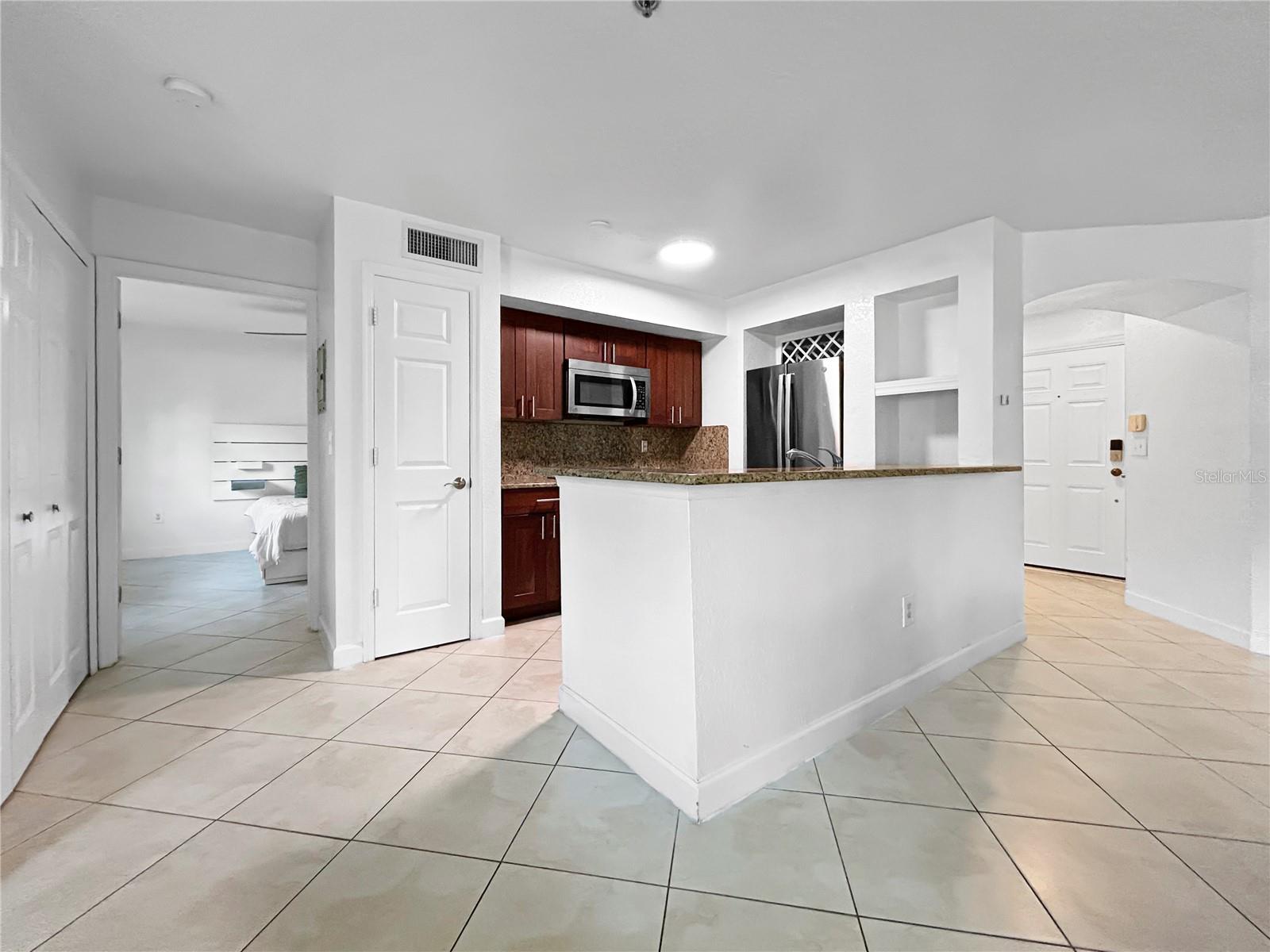 Image 7 of 21 For 8517 Sea Harbour Lane 103