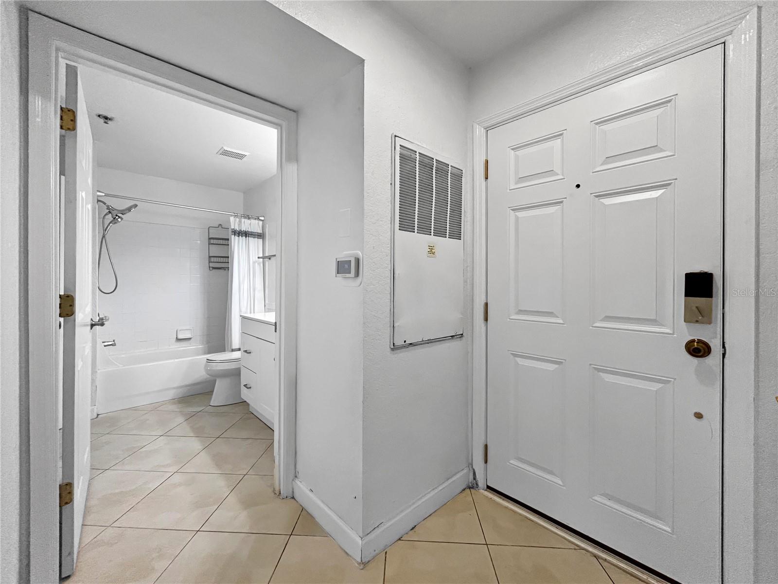 Image 9 of 21 For 8517 Sea Harbour Lane 103