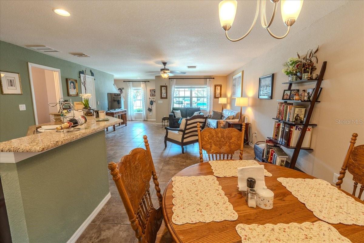 Image 4 of 27 For 27543 Desert Willow Way