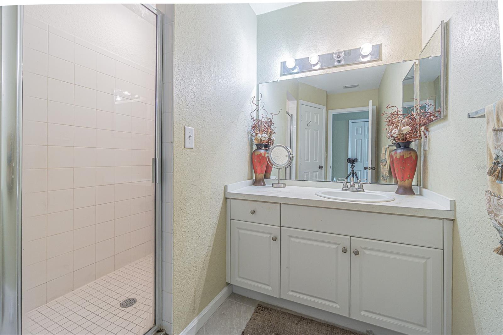 Image 11 of 18 For 6208 Clifton Palms Drive