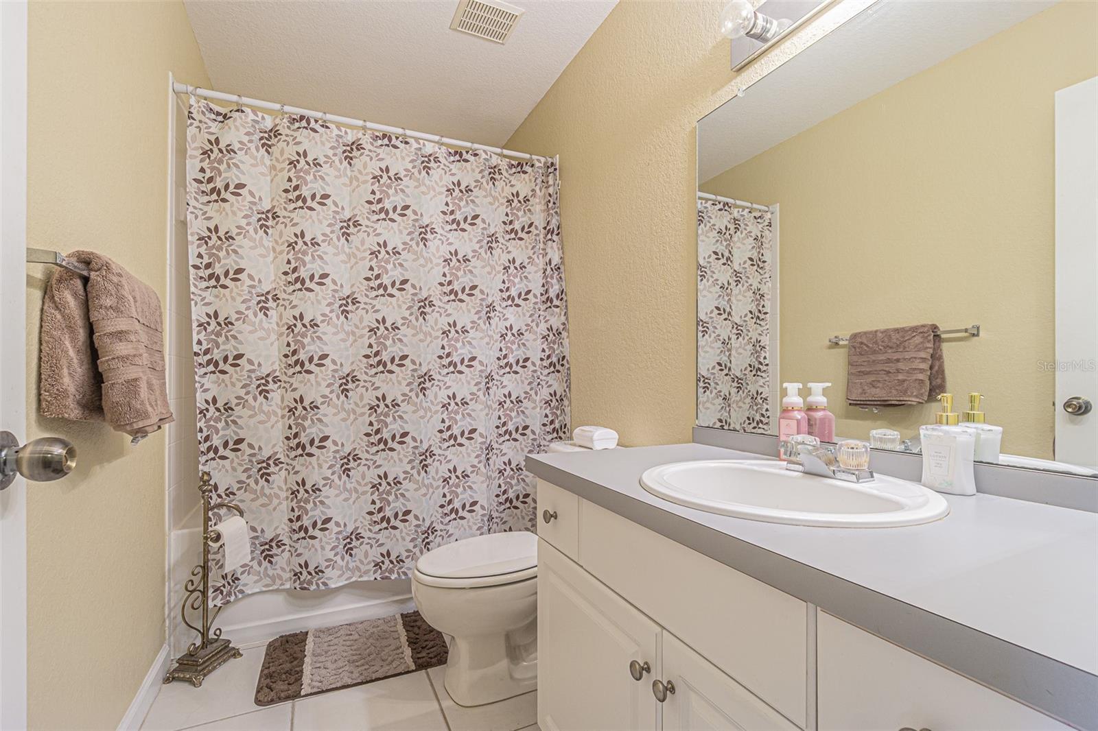 Image 13 of 18 For 6208 Clifton Palms Drive