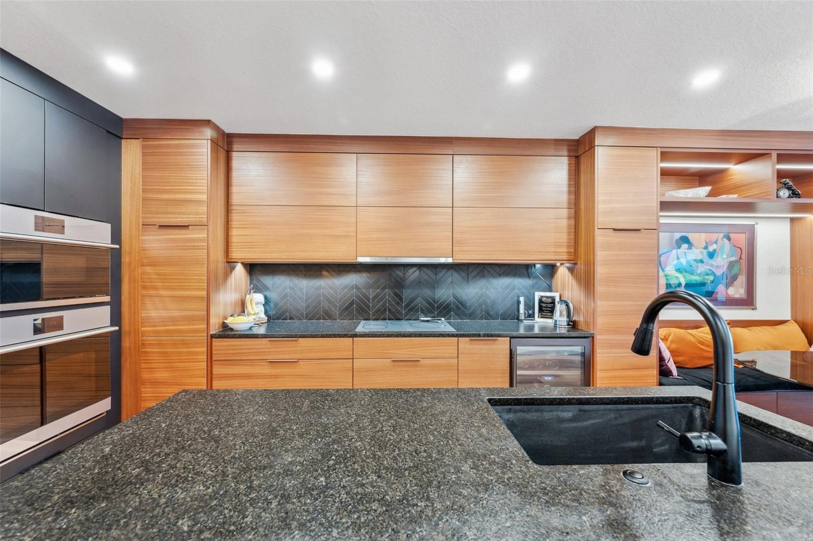 Image 4 of 72 For 14767 Seminole Trail