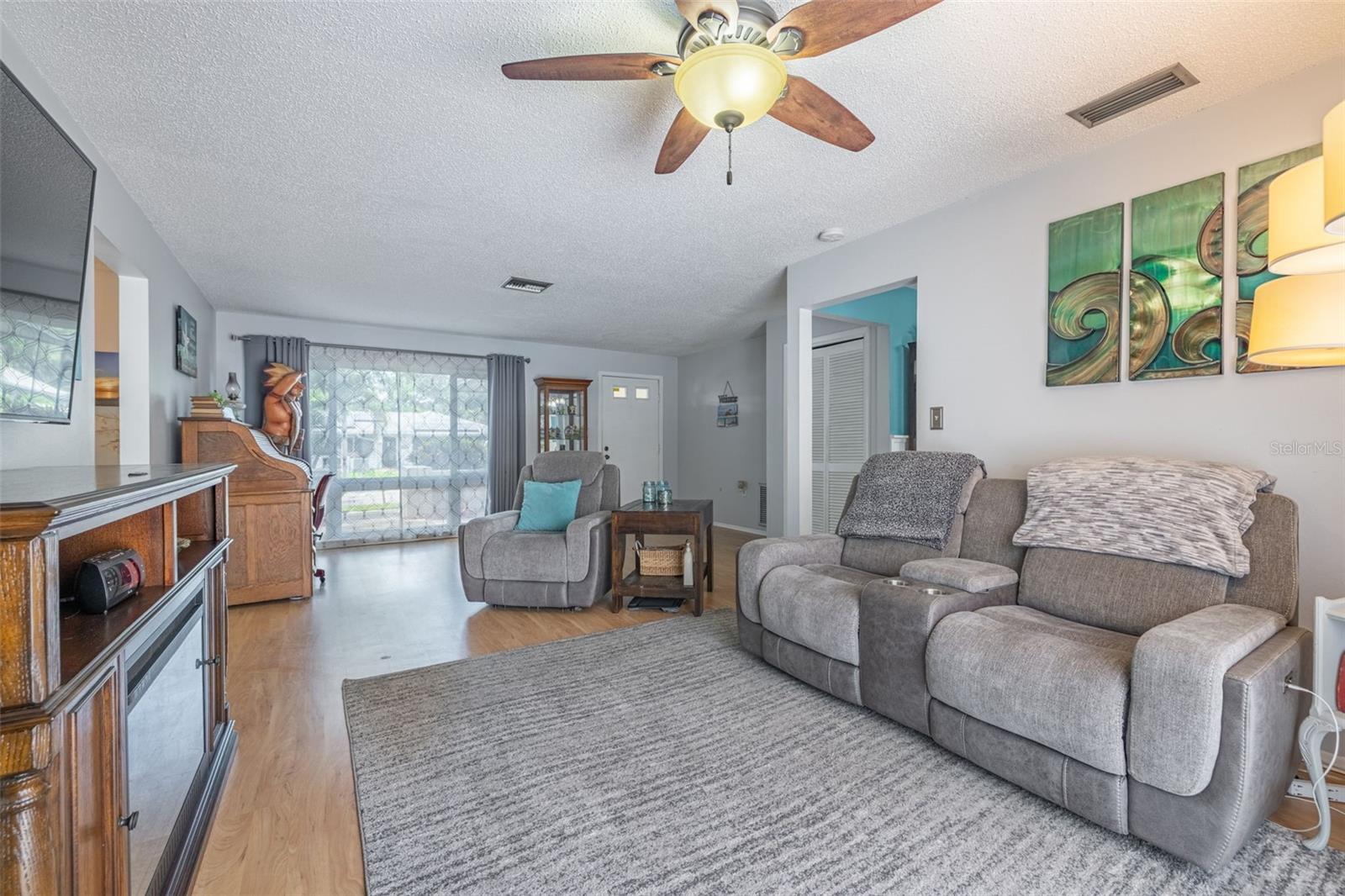 Image 8 of 39 For 3437 Dove Hollow Court