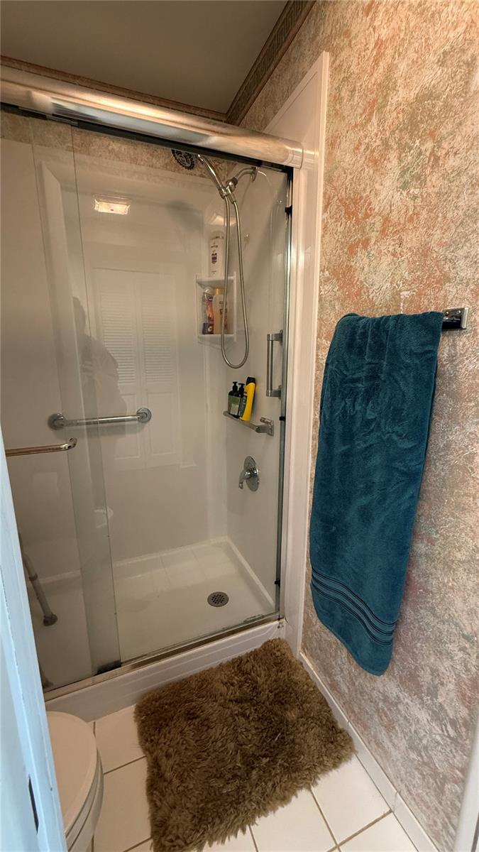 Listing photo id 26 for 2722 Sherbrooke Lane D