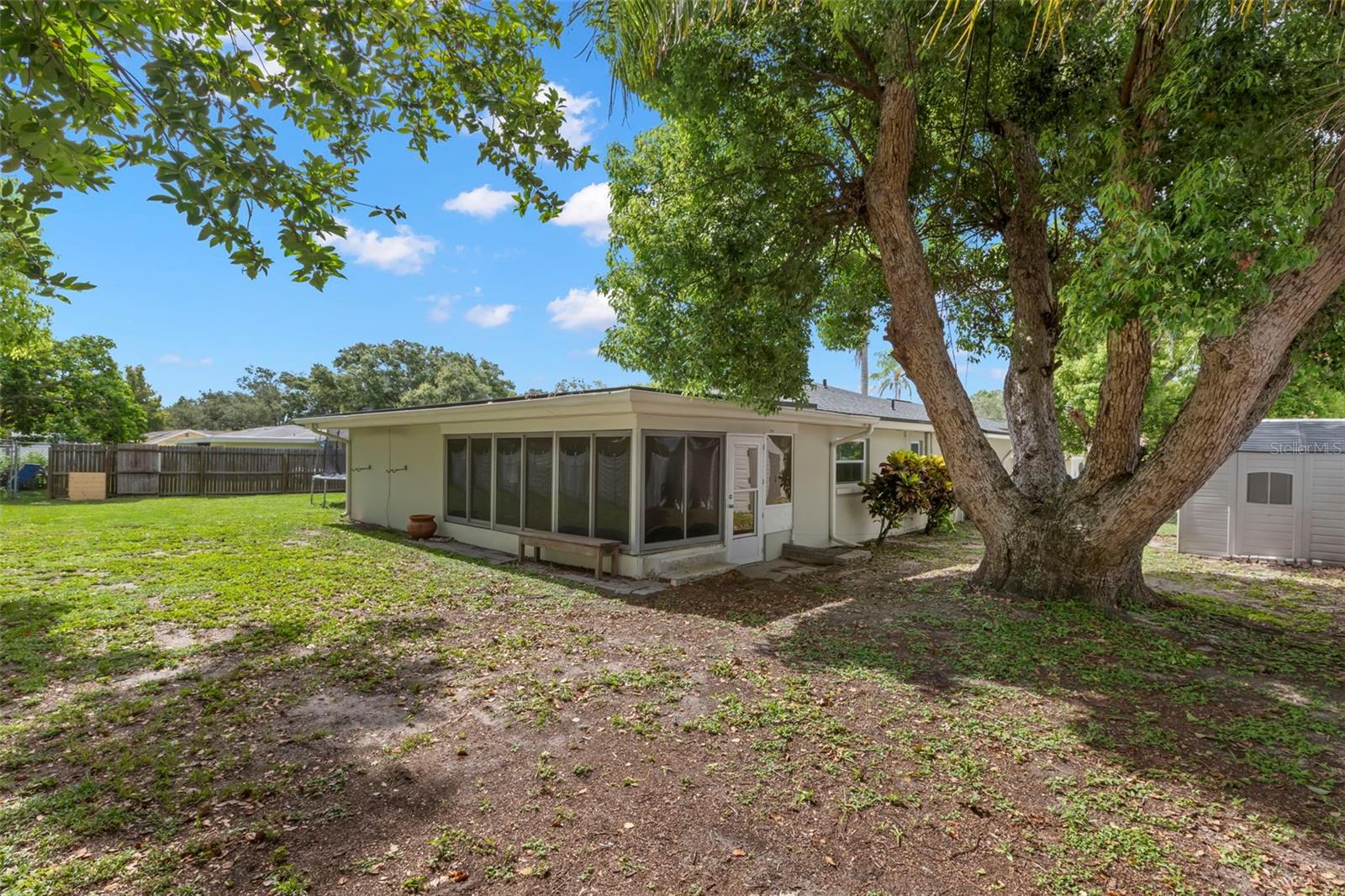 Image 19 of 33 For 1808 Bugle Lane