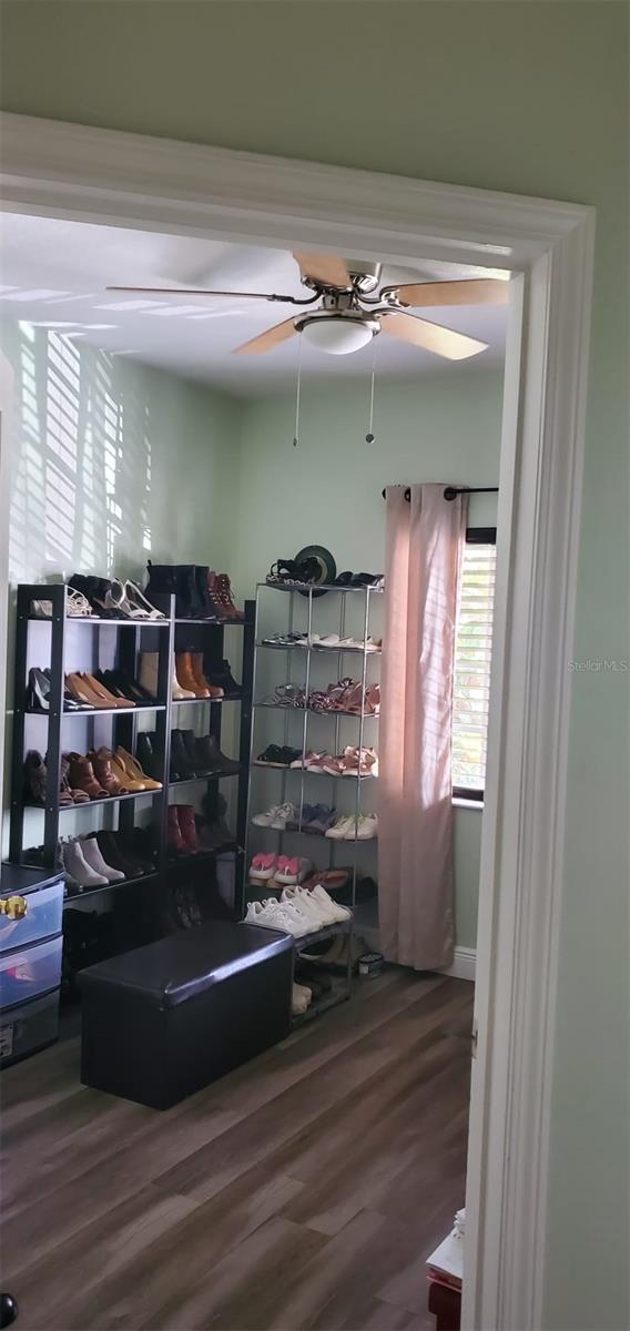 Image 10 of 21 For 9517 Amberdale Court 202