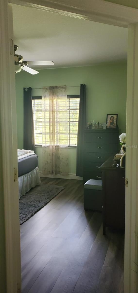 Image 7 of 21 For 9517 Amberdale Court 202