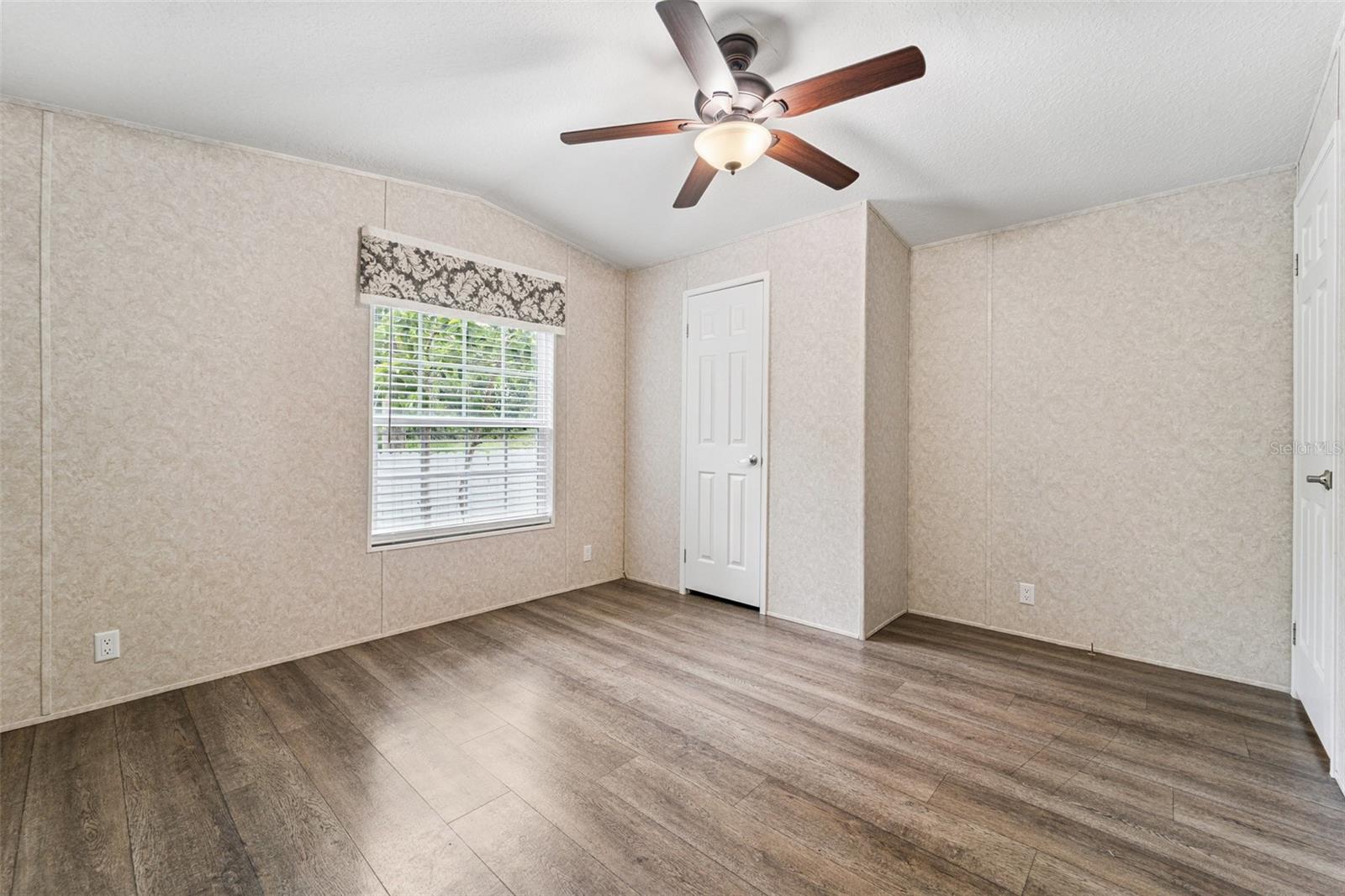 Image 15 of 26 For 4204 Memphis Avenue