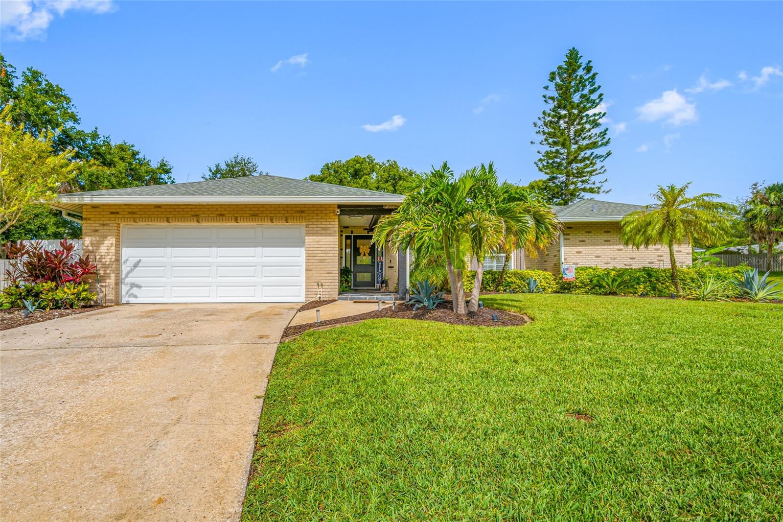 Details for 48 Hillside Court, PALM HARBOR, FL 34683