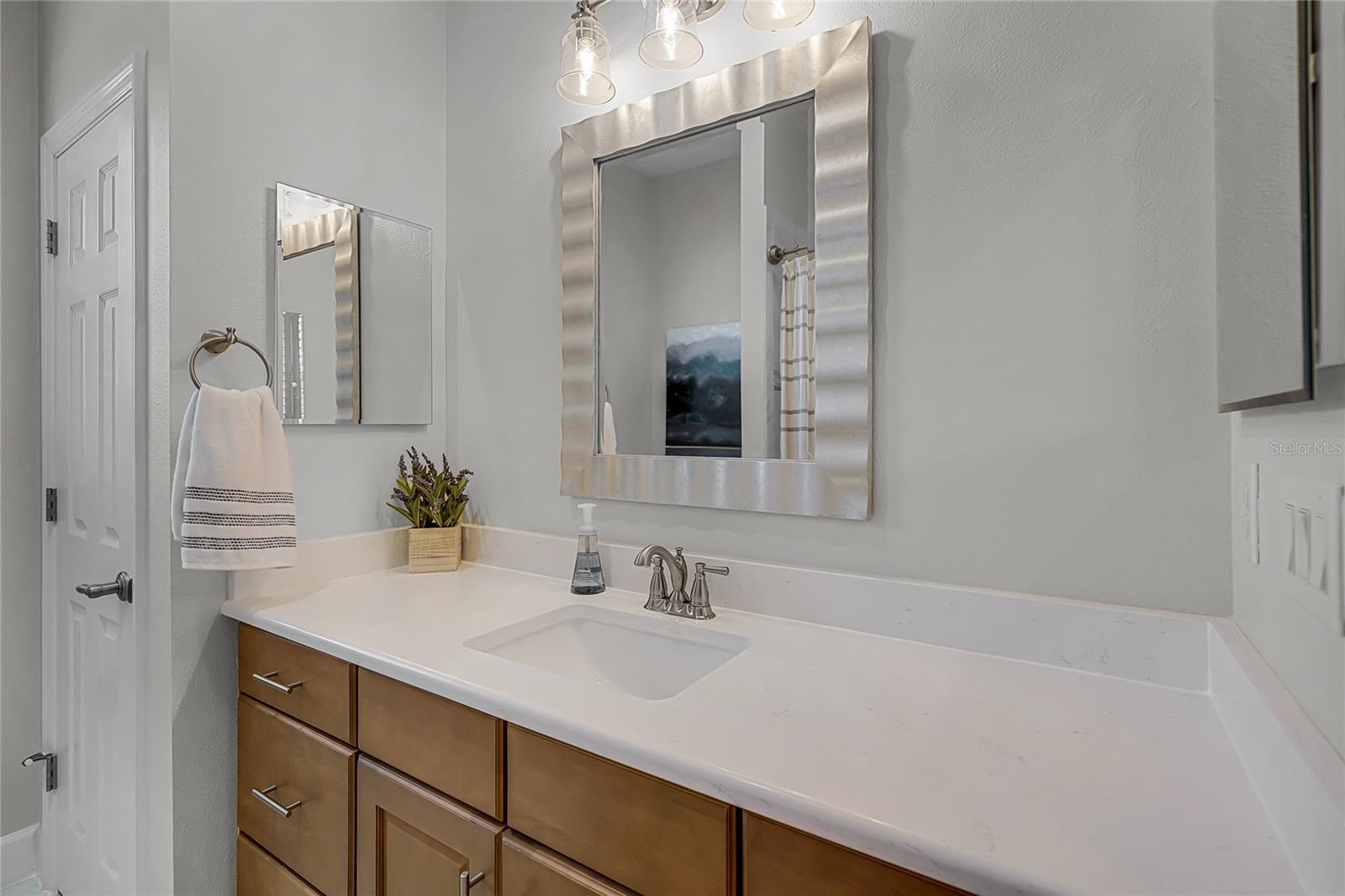 Listing photo id 36 for 926 John Cressler Drive