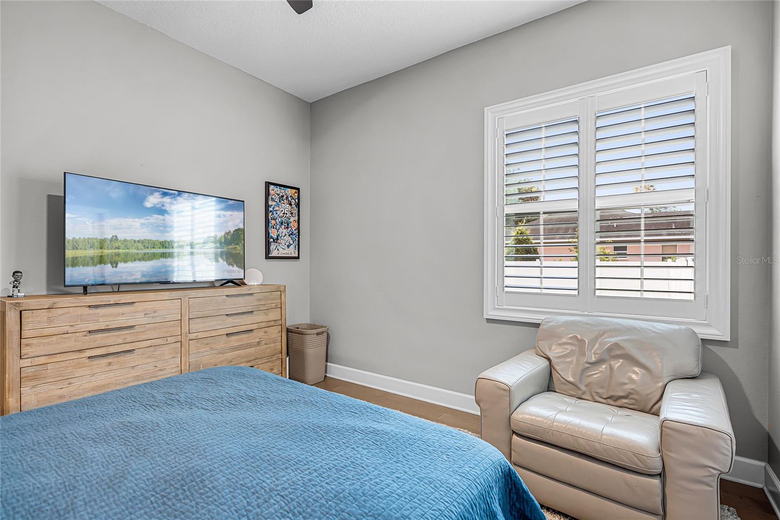 Listing photo id 38 for 926 John Cressler Drive