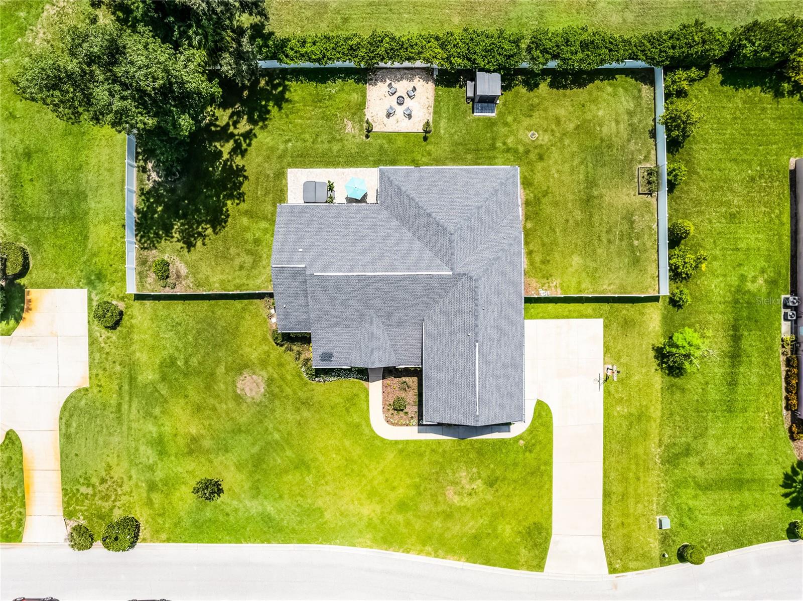 Listing photo id 50 for 926 John Cressler Drive