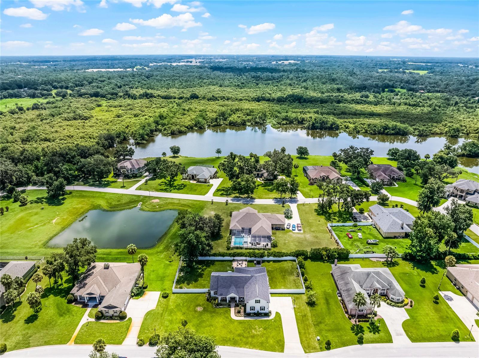 Listing photo id 56 for 926 John Cressler Drive