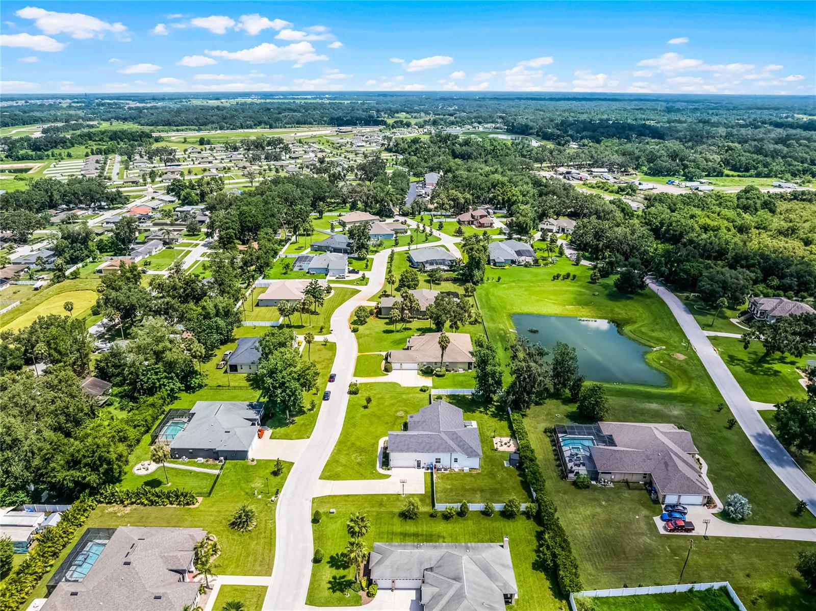 Listing photo id 58 for 926 John Cressler Drive