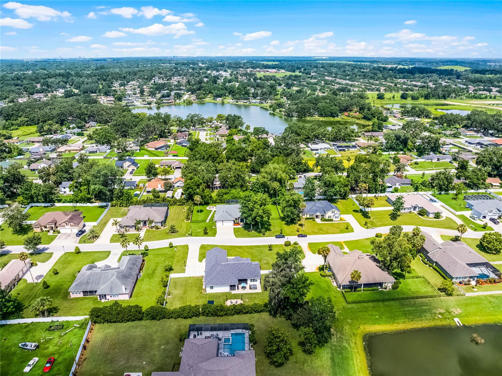 Listing photo id 60 for 926 John Cressler Drive