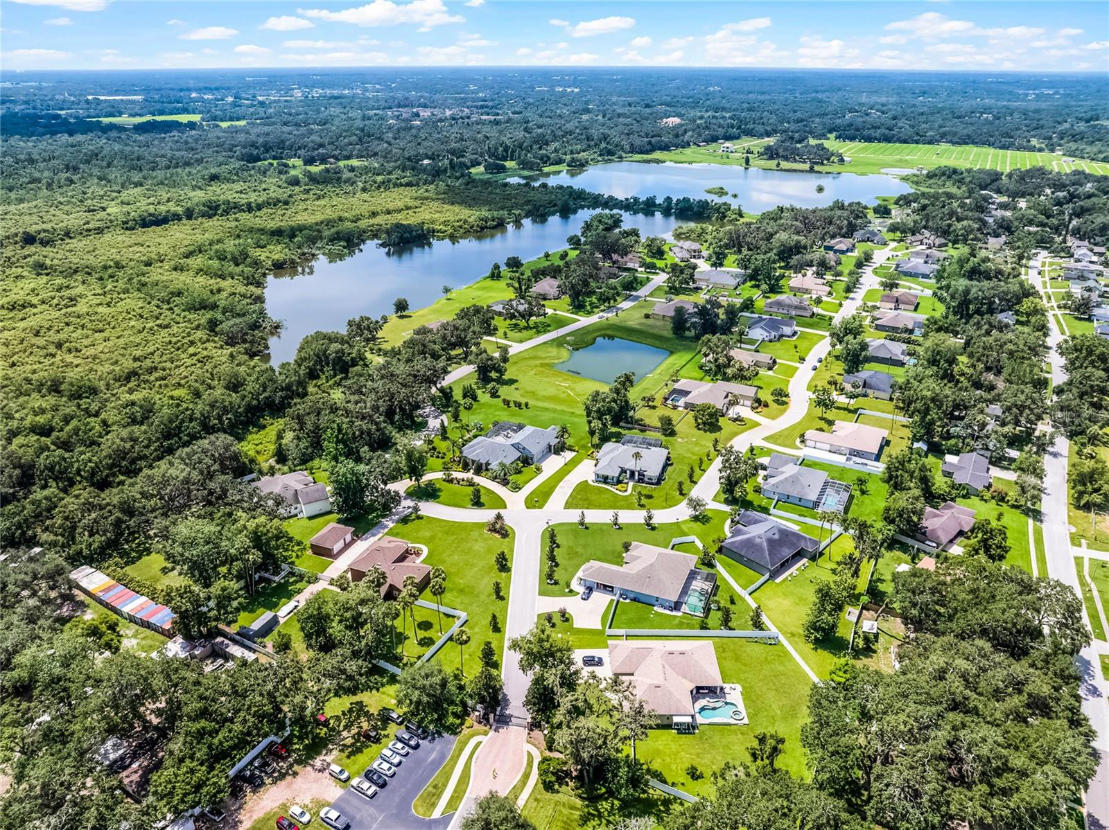 Listing photo id 67 for 926 John Cressler Drive