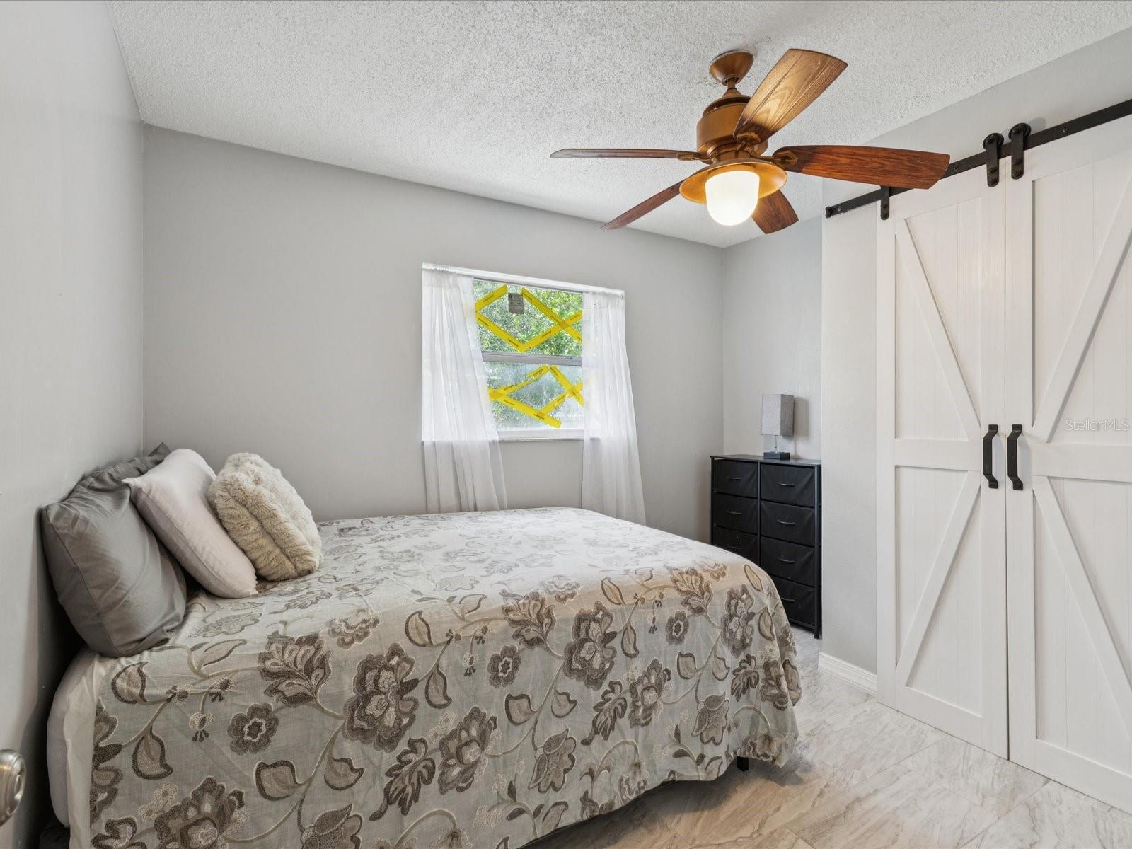 Image 11 of 51 For 6518 West Shore Circle
