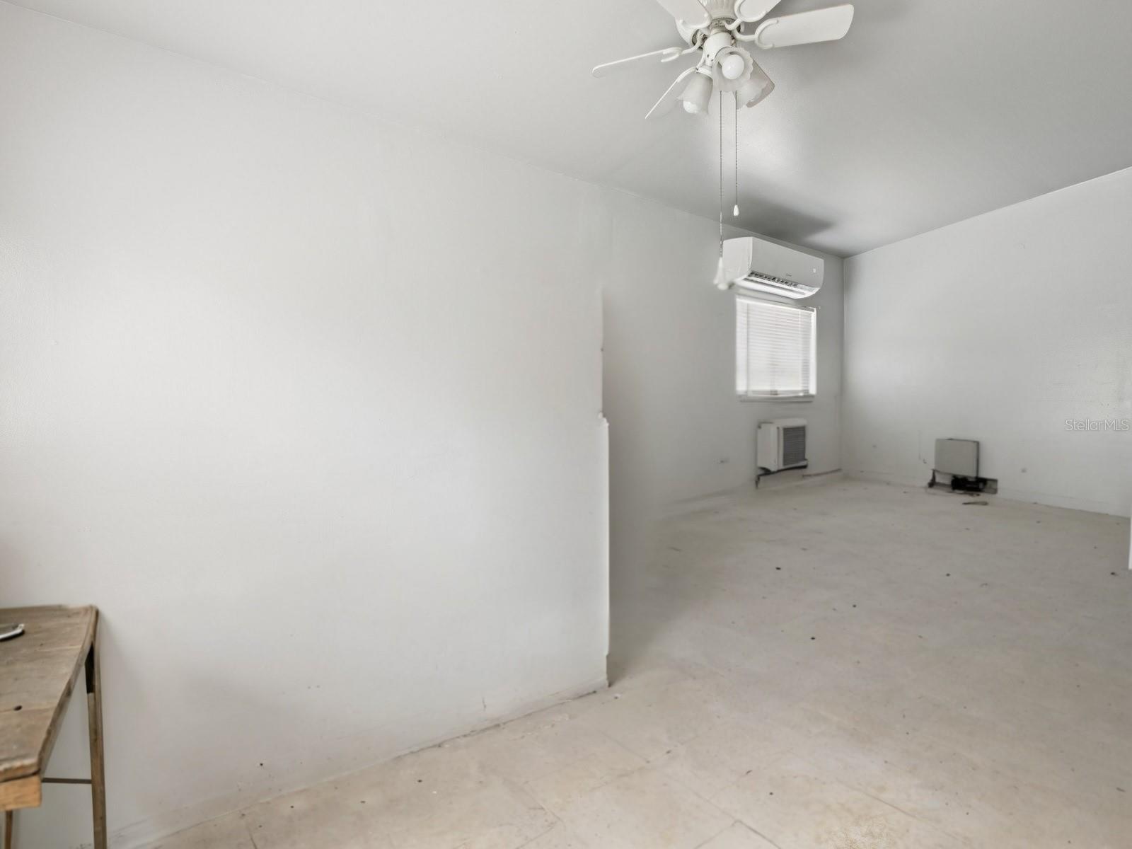 Image 31 of 51 For 6518 West Shore Circle