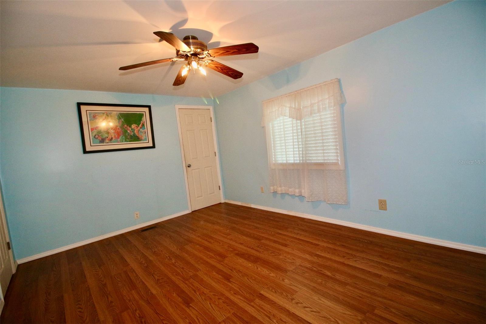 Image 26 of 41 For 10992 Poplar Street Ne 127