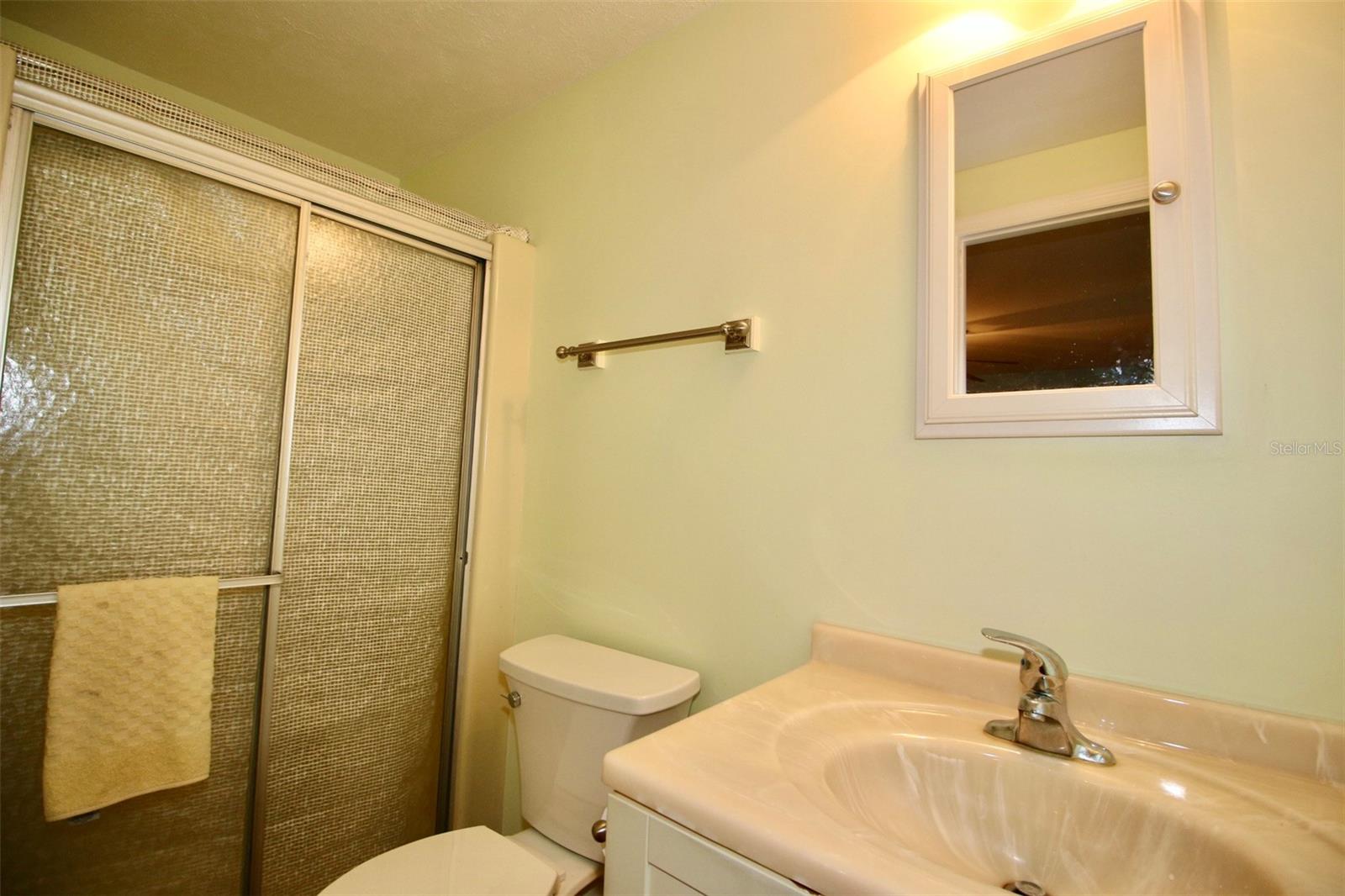 Image 29 of 41 For 10992 Poplar Street Ne 127