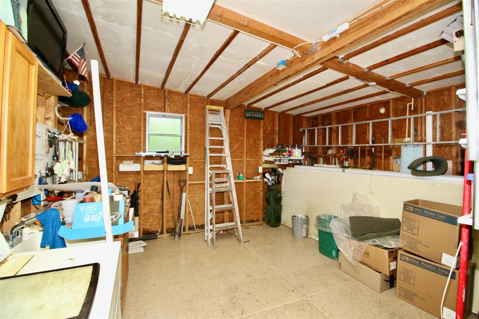 Image 34 of 41 For 10992 Poplar Street Ne 127