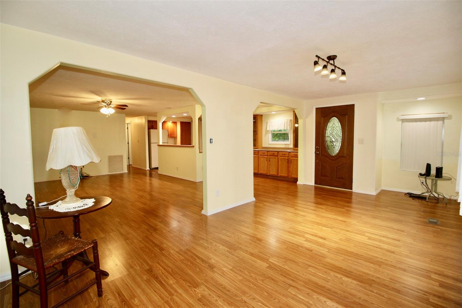 Image 7 of 41 For 10992 Poplar Street Ne 127