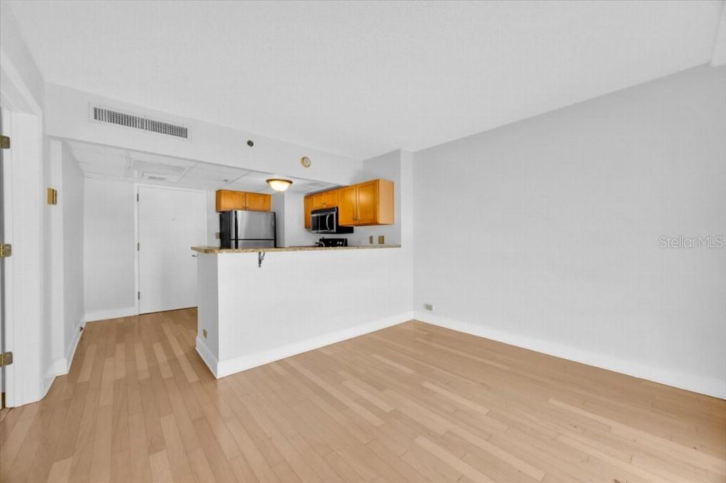 Image 7 of 13 For 151 Washington Street 507