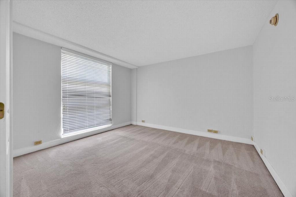 Image 9 of 13 For 151 Washington Street 507