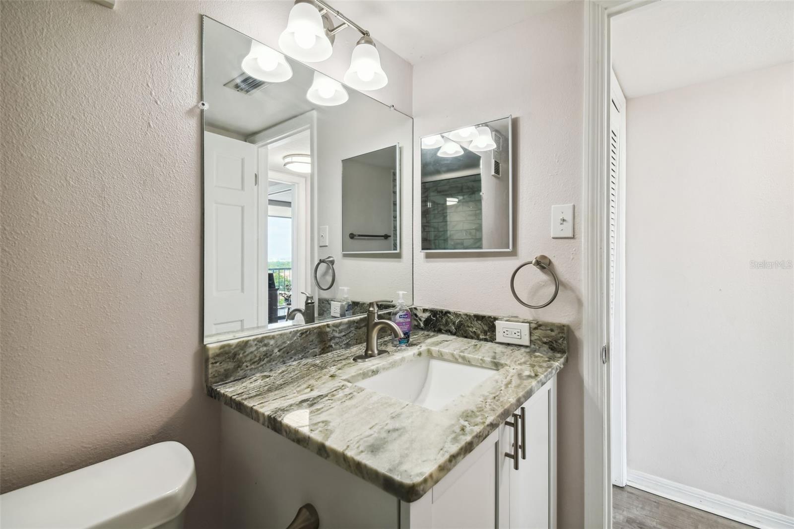 Image 20 of 32 For 3211 Swann Avenue 903